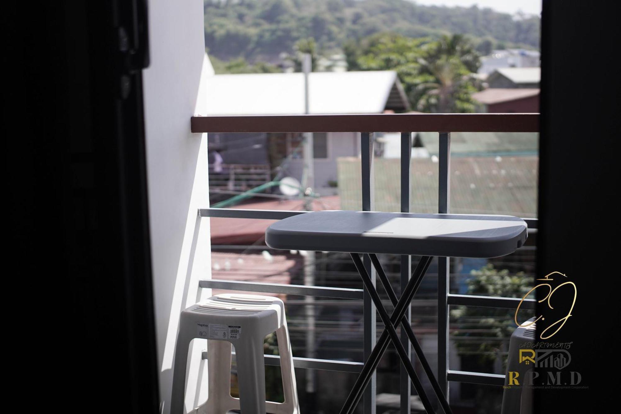 Cj Apartments Olongapo Exterior photo